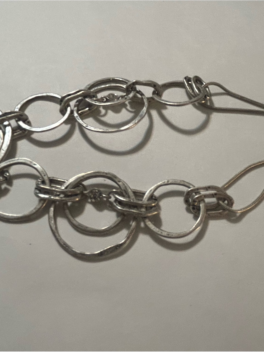 Vintage Silvertone Hammered Interlocking Circle Geometric Bib Necklace Boho